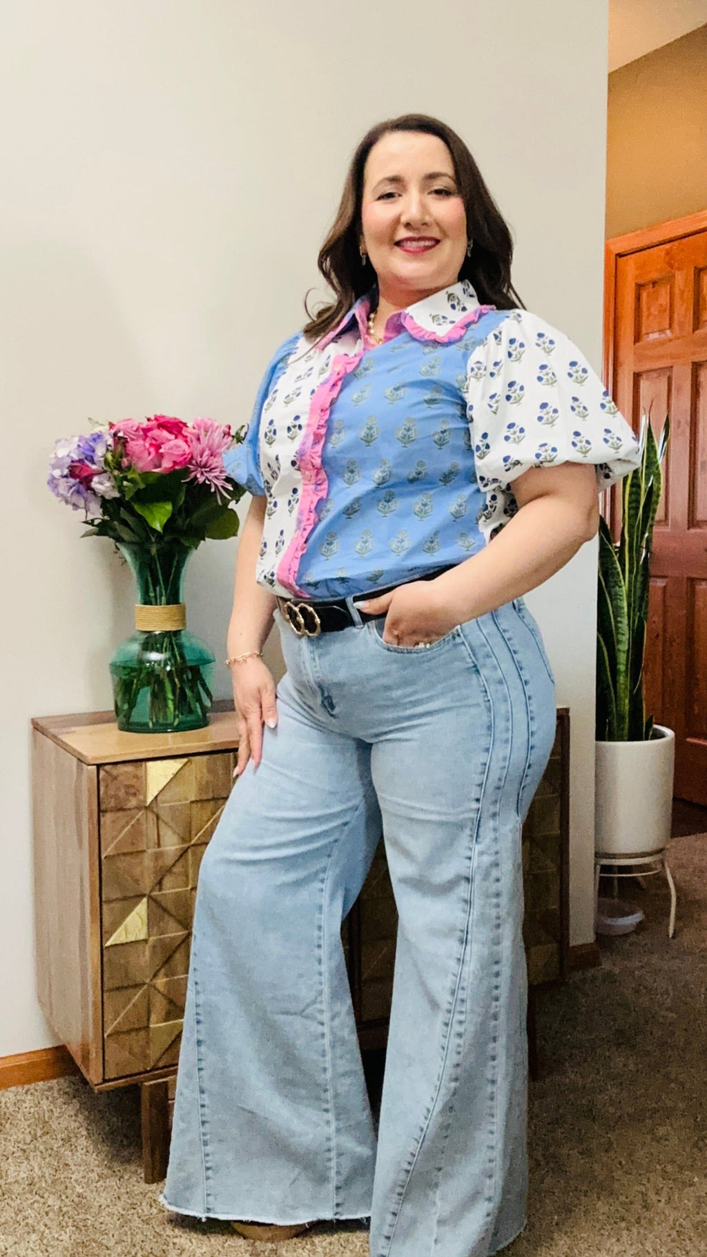 Sienna Wide Leg Fray Hem Jeans